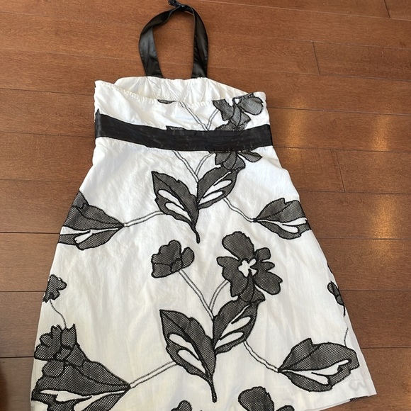 Halter dress - Picture 5 of 7